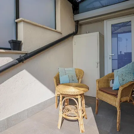Virgula Maison Apartment *